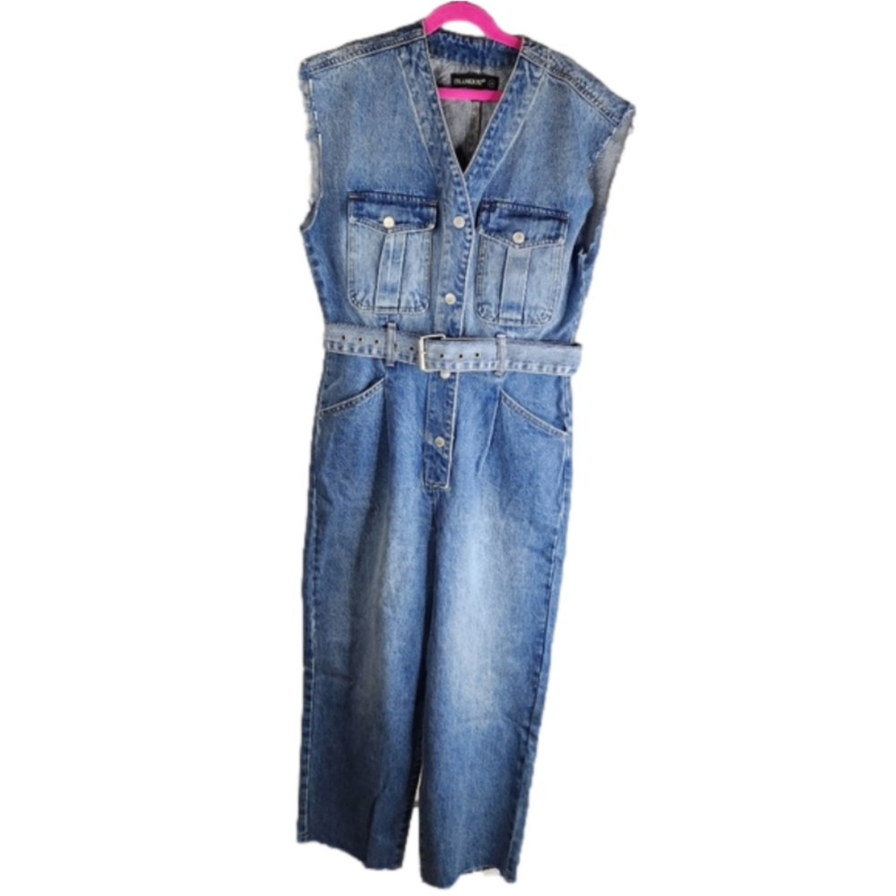 Blank NYC NWT Distressed Cropped Denim Jumpsuit Women's Size XSmall - Picture 3 of 13